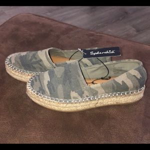 Espadrille camo shoes